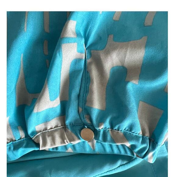 Tahari Graphic Print Crepe de Chine Shift Dress, Keyhole, Turquoise, size 14W - Picture 11 of 14